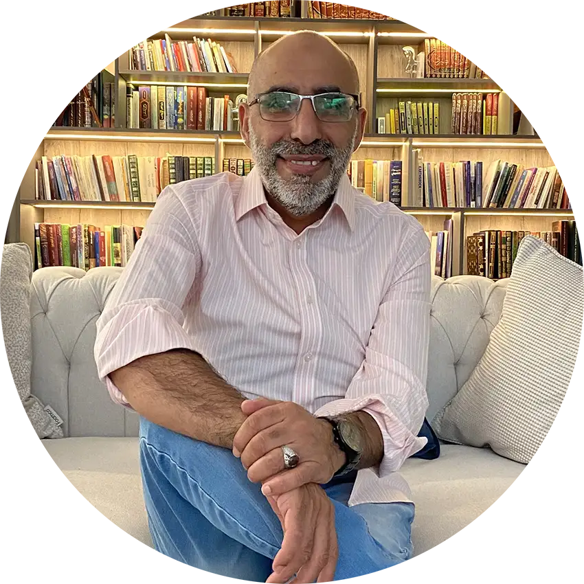 Surhan Yafai - Founder & Director